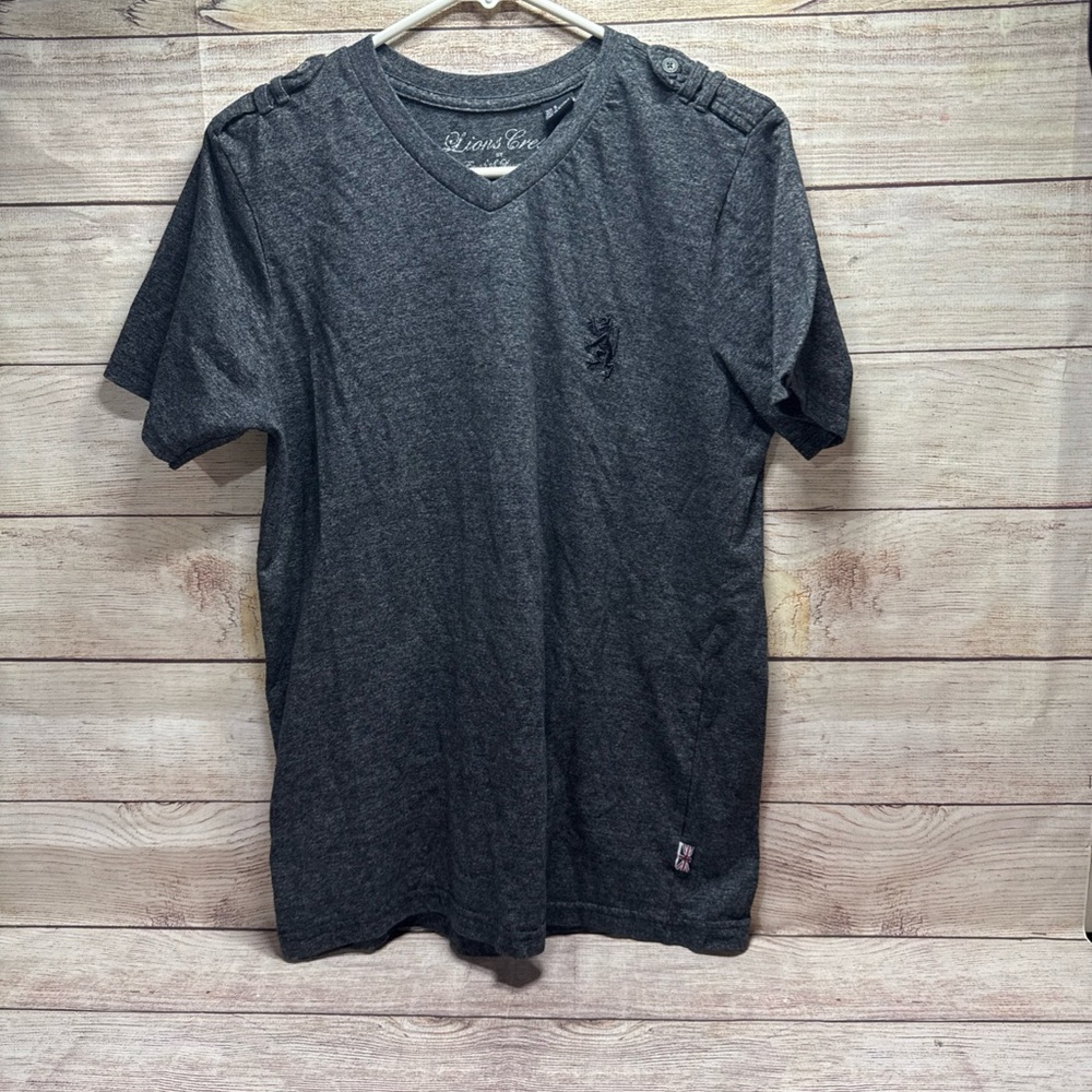 English Laundry Charcoal V-Neck Tee Lions Crest Men’s Sz Small